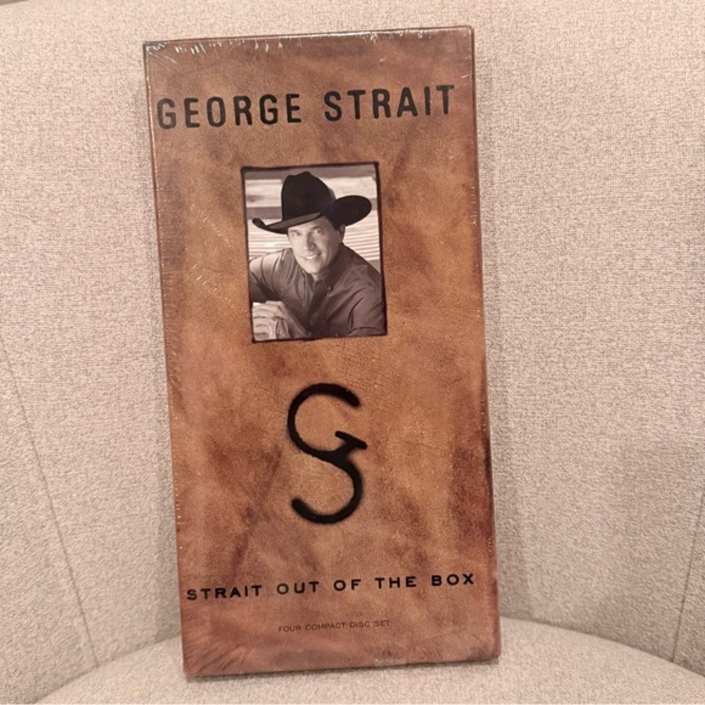 New sealed George Strait -Strait Out Of The Box four MCA compact disk set